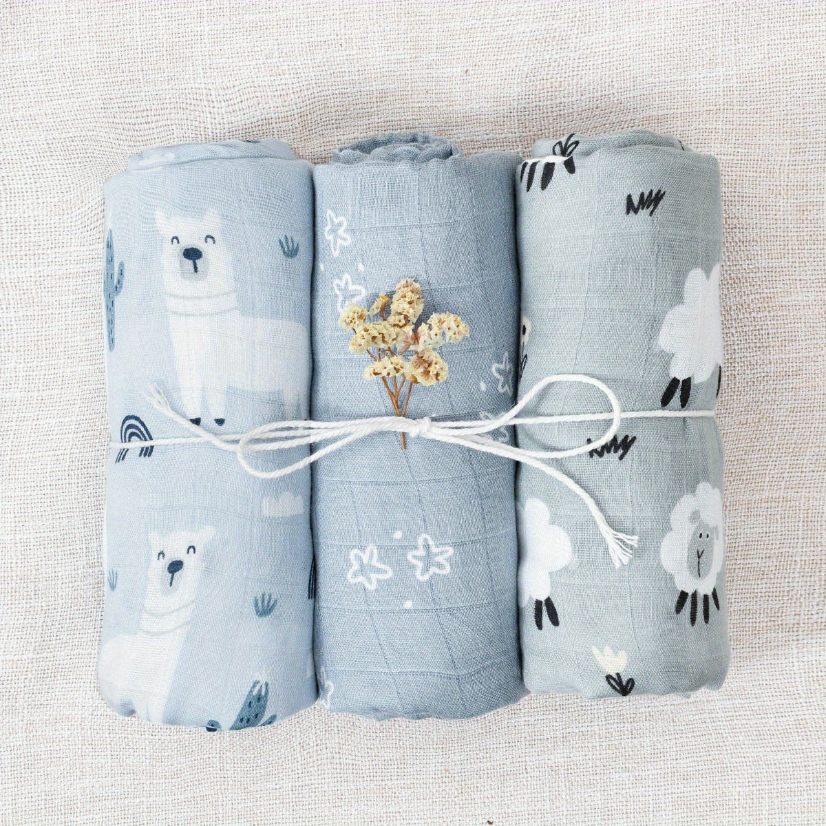 Set of 3 Bamboo Muslin Swaddle Blankets with Flute Design, Double-Layered Gauze Fabric, Hand Washable, Suitable for Infants and Toddlers aged 0-3 Years, Size 109.98cm x 119.89cm