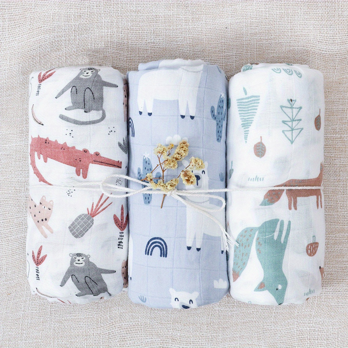 Set of 3 Bamboo Muslin Swaddle Blankets with Flute Design, Double-Layered Gauze Fabric, Hand Washable, Suitable for Infants and Toddlers aged 0-3 Years, Size 109.98cm x 119.89cm