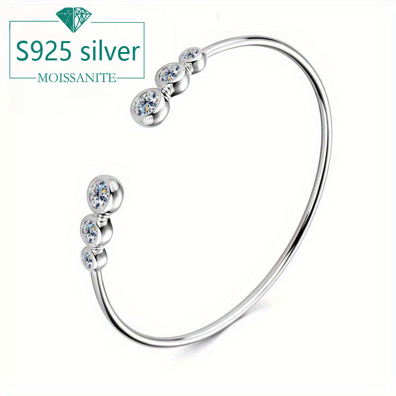 Stunning 925 Sterling Silver Moissanite Bracelet, Versatile for Everyday Use & Celebrations, Great Present for Loved Ones, on-trend Style, Chic, Intimate, Suitable for Birthdays, Mother's Day, and New Year, Comes in a Gift Box