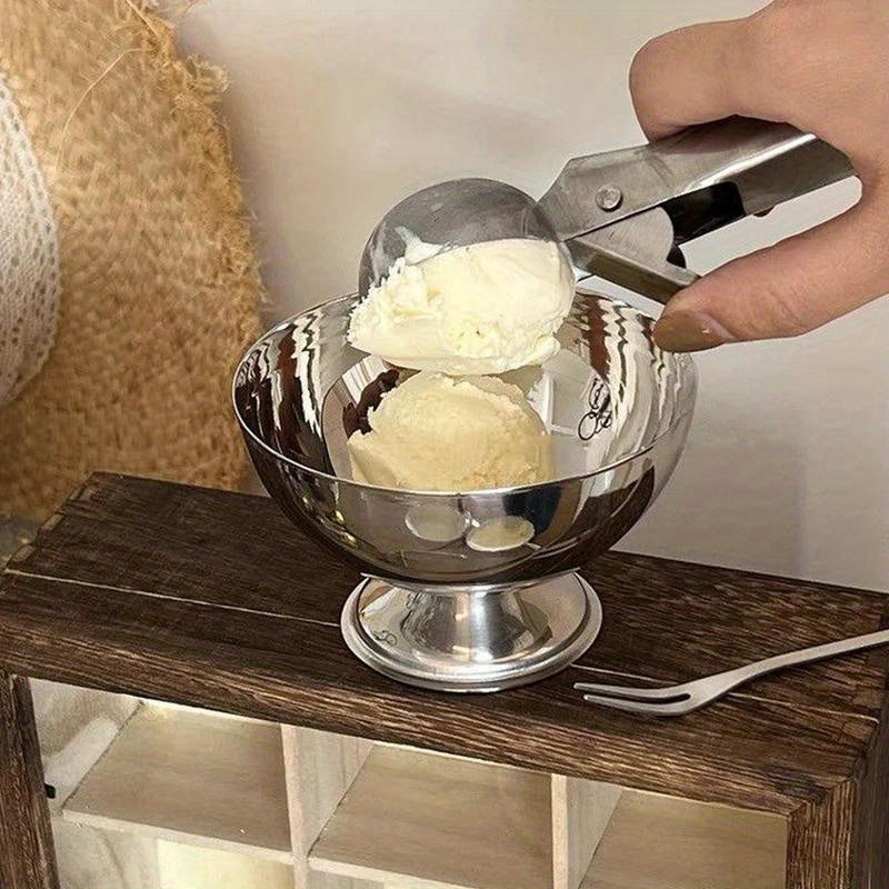 Multifunctional stainless steel dessert cup for serving ice cream, fruit salad, snacks at parties and home