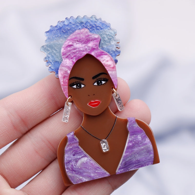 Stylish Acrylic Brooch Featuring a Black Woman Wearing a Turban and Jewelry