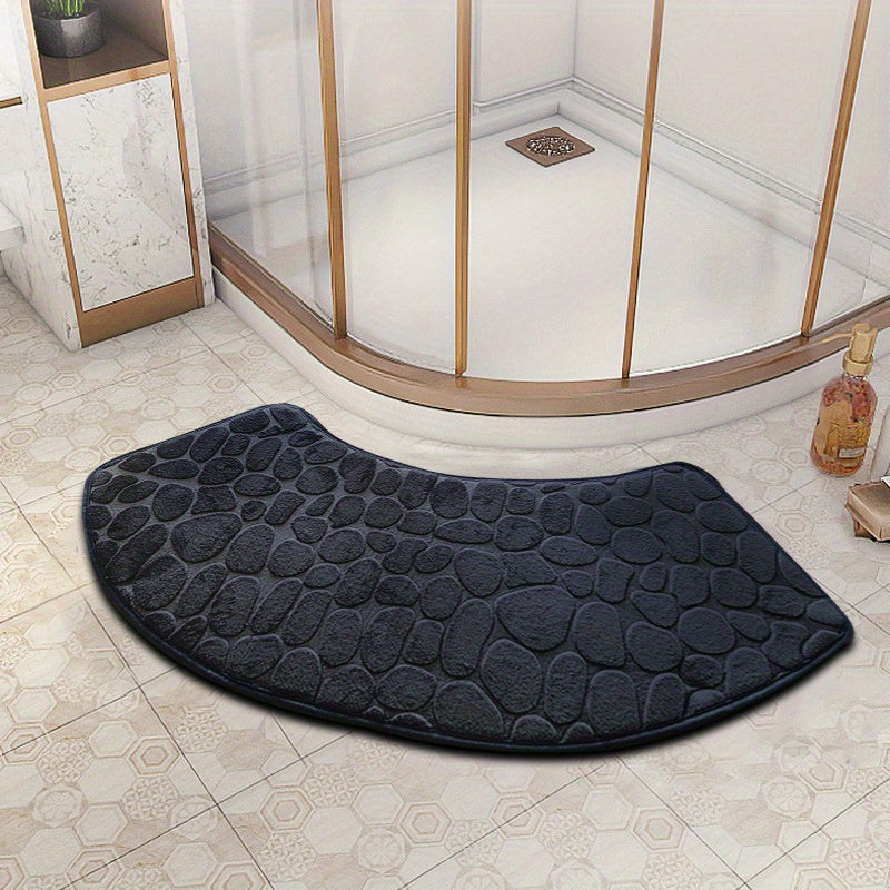 Non-Slip Fan-Shaped Bath Mat made of Polyester, Water Absorbent and Dirt Resistant, Machine Washable, Ideal for Larger Sized Showers