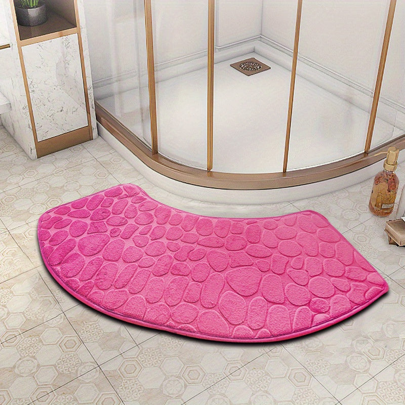 Non-Slip Fan-Shaped Bath Mat made of Polyester, Water Absorbent and Dirt Resistant, Machine Washable, Ideal for Larger Sized Showers