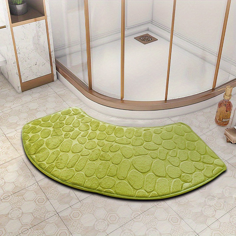 Non-Slip Fan-Shaped Bath Mat made of Polyester, Water Absorbent and Dirt Resistant, Machine Washable, Ideal for Larger Sized Showers