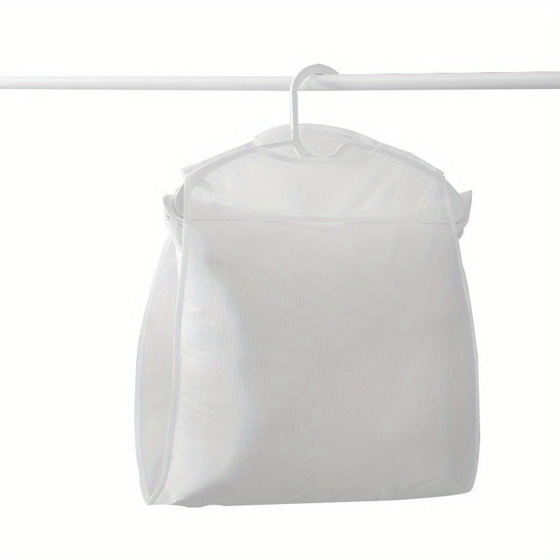 Convenient and adaptable nylon mesh bag for drying pillows - Ideal for storing and transporting cushions and toys