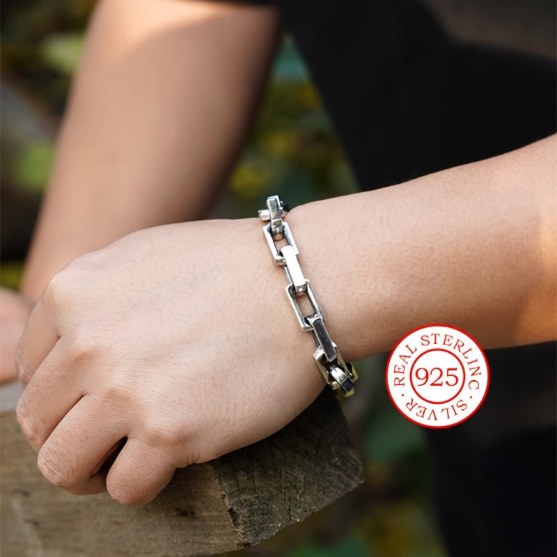 Vintage and stylish 925 Sterling Silver bracelet - perfect for casual wear or as a thoughtful gift, hypoallergenic and full of charm.