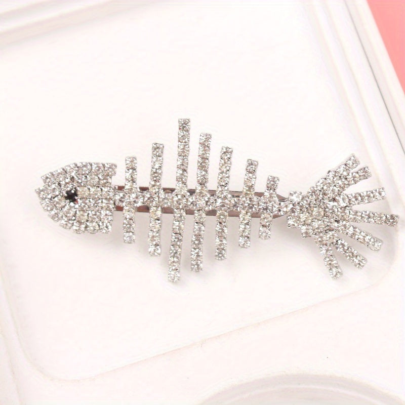 Korean-inspired Women's Rhinestone Grass Fish Fringe Brooch, Exquisite Badge Jewelry for a Retro, Luxury Party or Wedding