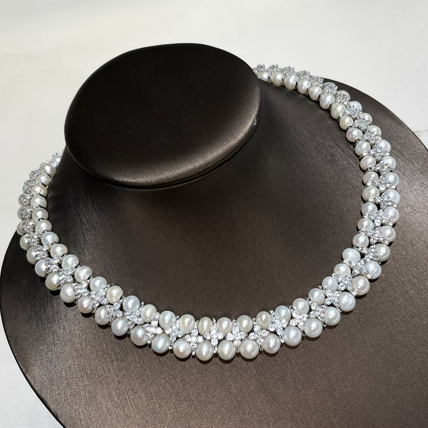 Stylish Freshwater Pearl Necklace - Great for Weddings & Anniversaries, Suitable for Any Season, Classic Vintage Look, Perfect Birthday Present