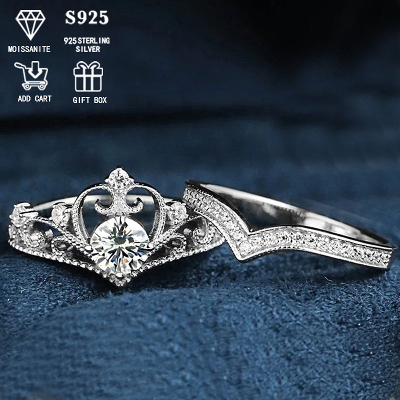 This exquisite Bridal Set features a Royal Crown Design made of high-quality 925 Sterling Silver. The stunning 0.5 Carat Round Moissanite Engagement and Wedding Ring Set is secured in a 4-Prong Setting. Perfect for those with sensitive skin, it is