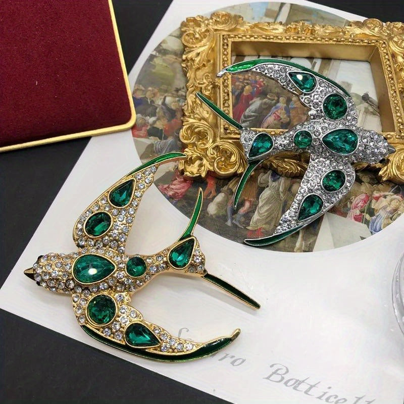 Exquisite Vintage Palace Middle Heavy Industry Crystal Swallow Brooches Badges for Women and Men, Retro Baroque Pins Accessories