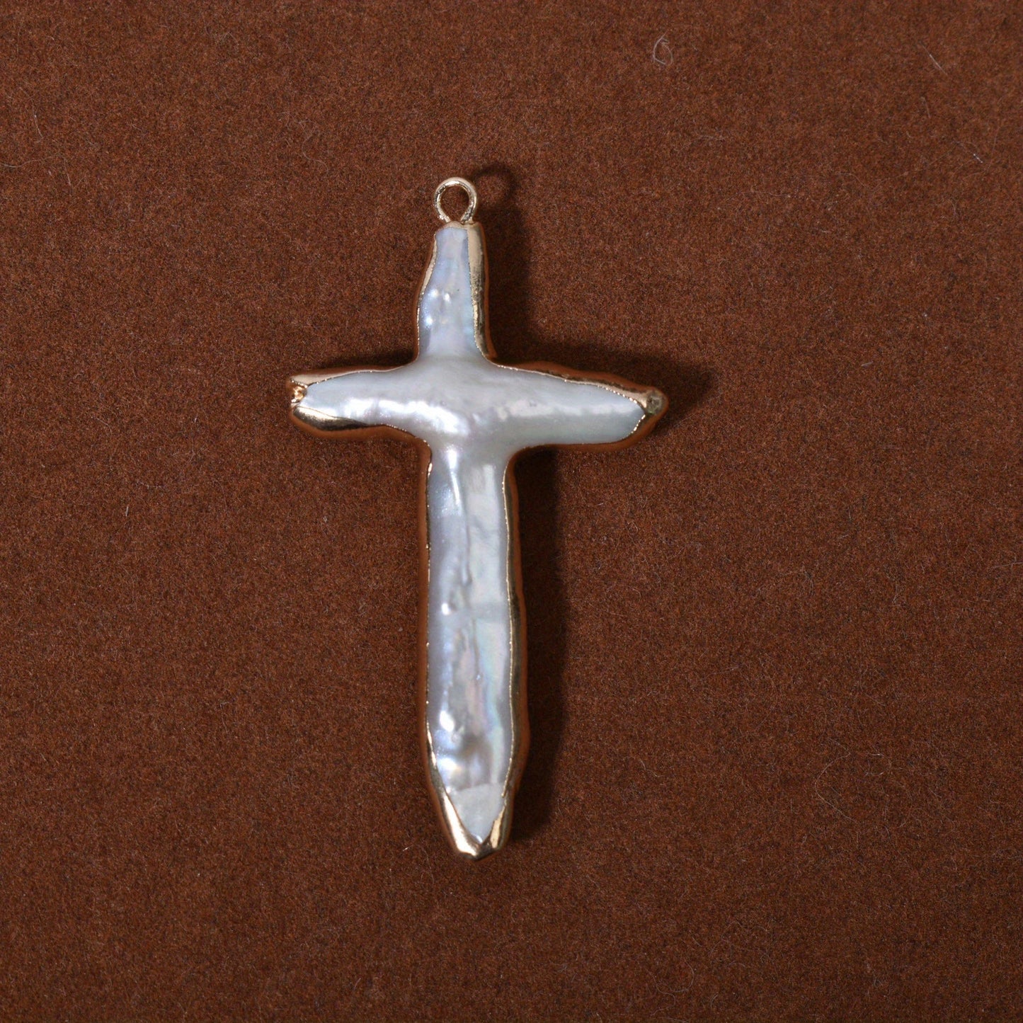 One piece of unique Baroque style freshwater pearl pendant with a cross bar design, perfect for creating your own DIY necklace or earrings ornament.