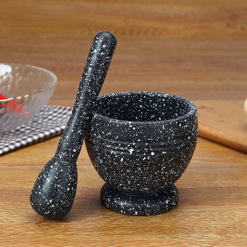 Grind spices, garlic, and snacks with this versatile kitchen gadget – the multi-purpose grinder made of PP material. Use it as a garlic masher, seasonings tool, or snack crusher for easy food preparation in your home kitchen.