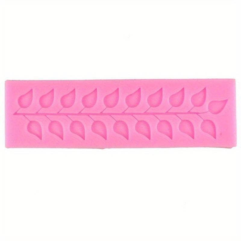 The Premium Silicone Lace Leaf Mold is perfect for creating intricate fondant and chocolate designs. This versatile cake decorating tool is lead-free and heat resistant, able to withstand temperatures from -40°C to 230°C.