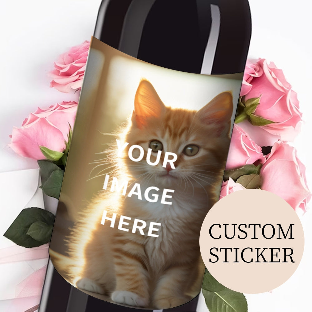 Personalized photo wine labels for gifts, waterproof and sun-resistant. Ideal for wine lovers.