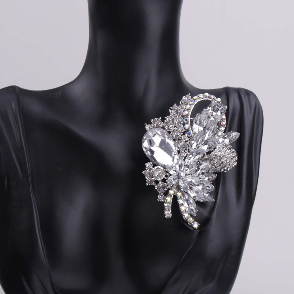 Vintage Luxury Glass Rhinestone Flower Brooch - Elegant Crystal Floral Plant Shape Pin for Women's Suits & Coats (1 piece)