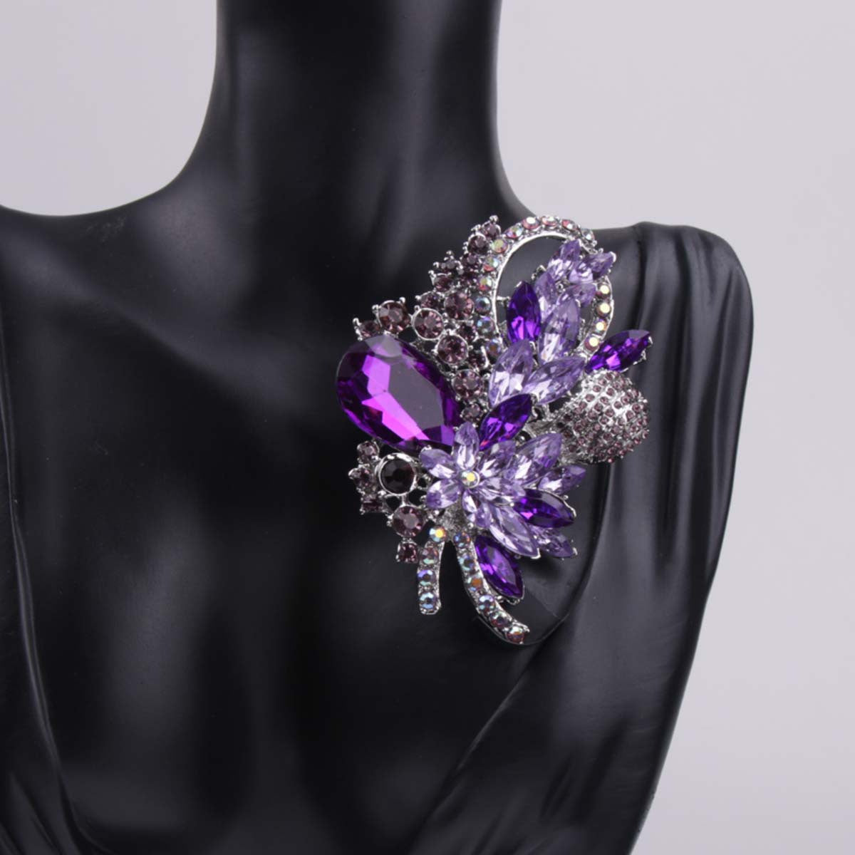 Vintage Luxury Glass Rhinestone Flower Brooch - Elegant Crystal Floral Plant Shape Pin for Women's Suits & Coats (1 piece)