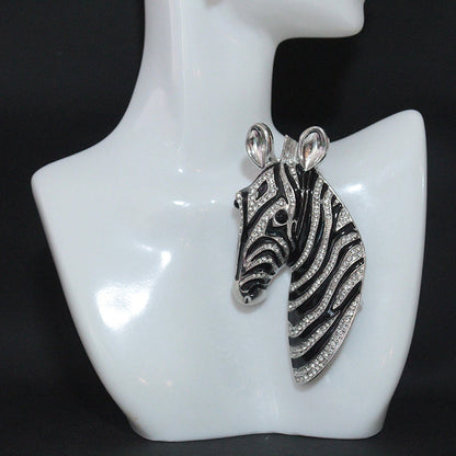 Chic Zebra Stripe Brooch - Stylish Rhinestone Animal Lapel Pin for Women, Statement Fashion Accessory