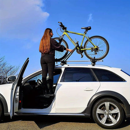 The Auto Gear Door Step provides easy access to the roof, with a foldable design that supports both feet. This car roof rack step also features a glass breaker, safety hammer, and hook pedal. It comes in a pack of 1, 5, or 10 pieces.