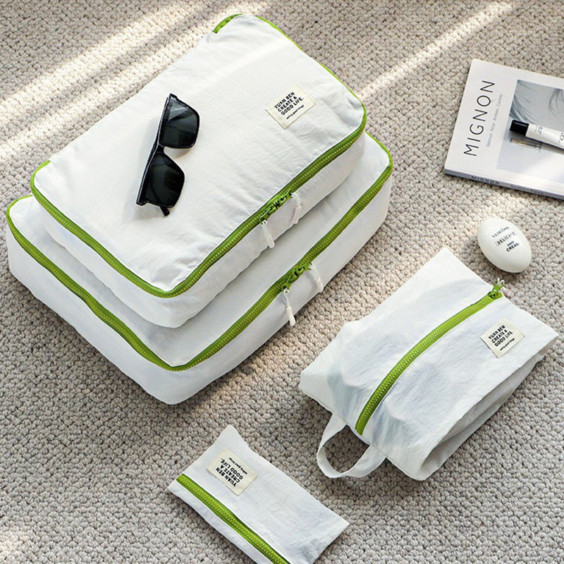 Ideal for business trips and suitcase storage, this ultra-lightweight waterproof nylon travel organizer bag is perfect for storing clothes and cosmetics.