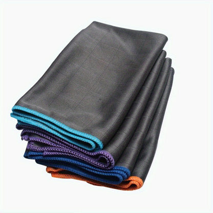 The ultra-absorbent microfiber dishcloth offers streak-free cleaning for kitchen, bathroom, and car glass. It is fade-resistant and features a contemporary style.