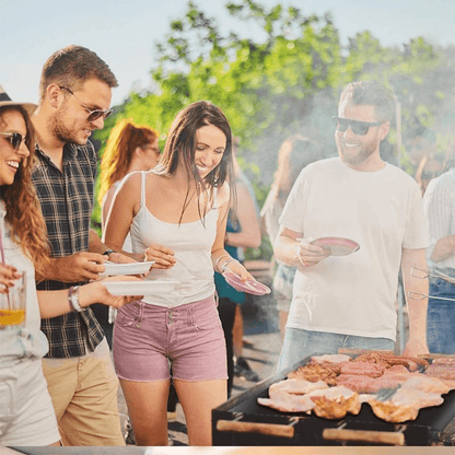 Set of 3 non-stick Teflon oven liners, perfect for electric and gas ovens. These heavy-duty, reusable mats are heat resistant up to 500°F, BPA and PFOA free. Ideal for use in the kitchen and BBQ.