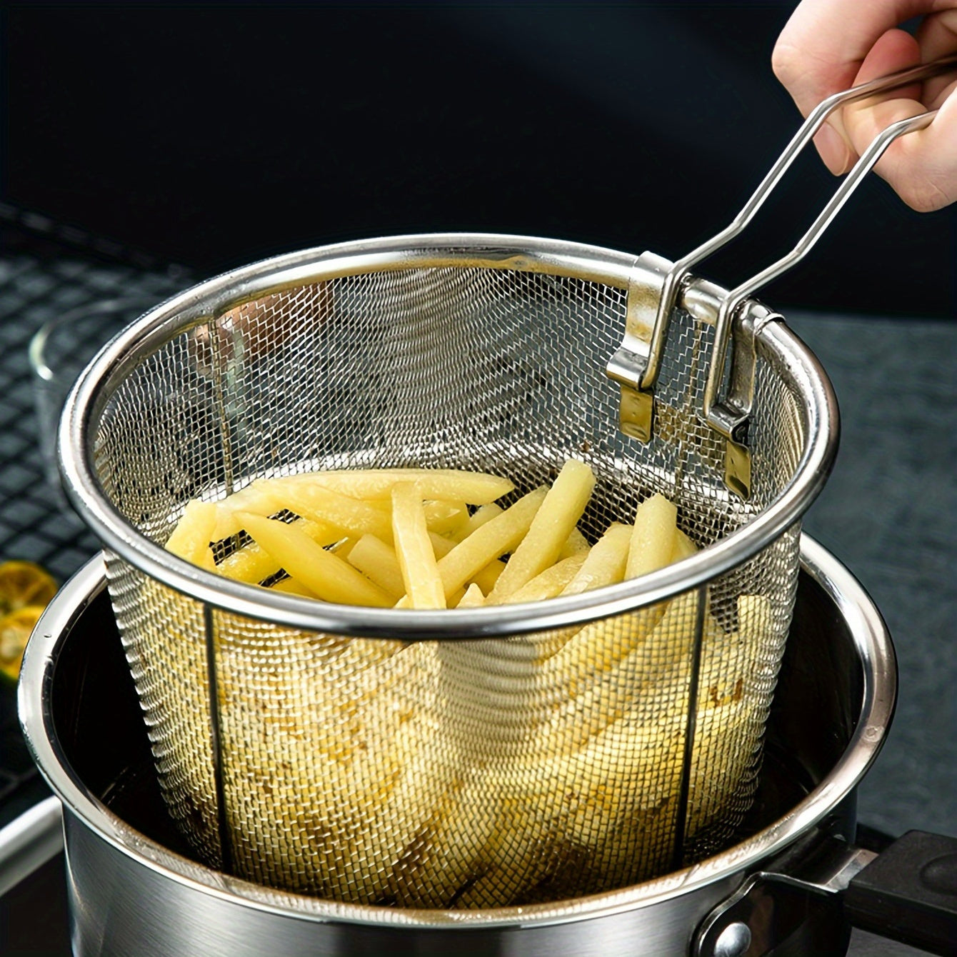 Durable Stainless Steel Deep Fry Basket With Handle - Foldable Strainer for Cooking, Frying & Straining - Ideal Kitchen Accessory for Vegetables, Pasta, French Fries