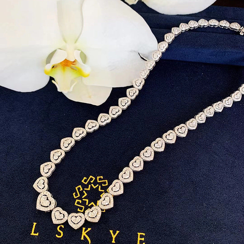 Elegant heart-shaped synthetic gemstone necklace made of 925 sterling silver, with no plating. This sexy and stylish chain is perfect for daily wear or for a special occasion. It is versatile for all seasons and makes the perfect Thanksgiving Day gift.