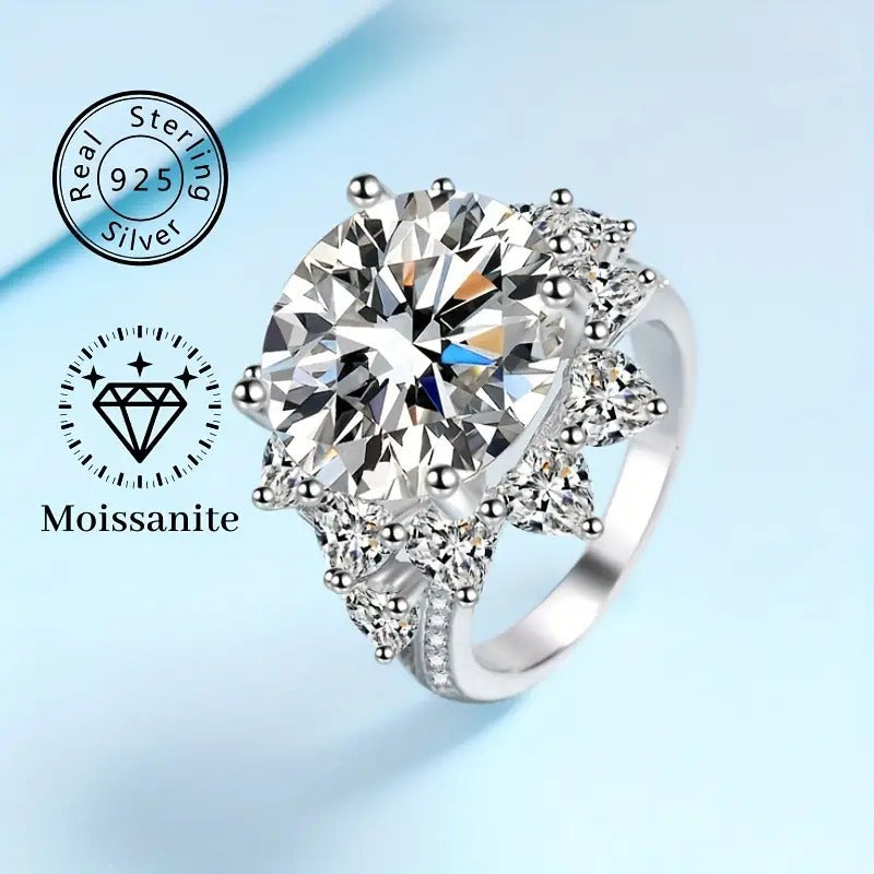 Sunflower Engagement Ring featuring a 10ct Moissanite stone - Crafted from 925 Sterling Silver with 18K Gold Plating. This fashionable piece is perfect for vacation and banquet wear, embracing a Y2K style. Ideal as a Valentine's Day gift for women.