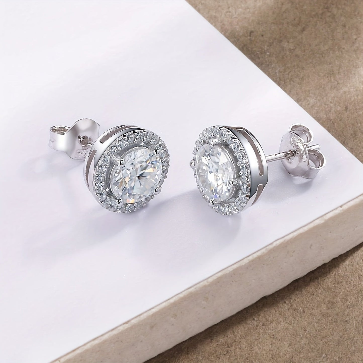 1 Pair of Moissanite Stud Earrings 0.5CT set in 925 Sterling Silver with 18K Golden Plating. Features a Cute and Simple Style with Synthetic December Birthstones, Perfect for Daily Wear and as a Valentine's Day Gift.