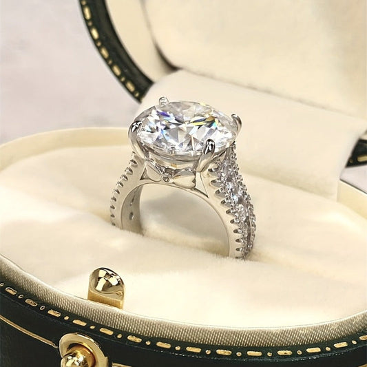 Luxurious Moissanite Eternity Ring with a 7.5g Moissanite stone, 10ct weight. Crafted with S925 Sterling Silver, suitable for engagement or wedding. Ideal for gifting on Valentine's Day, birthdays, or Christmas.