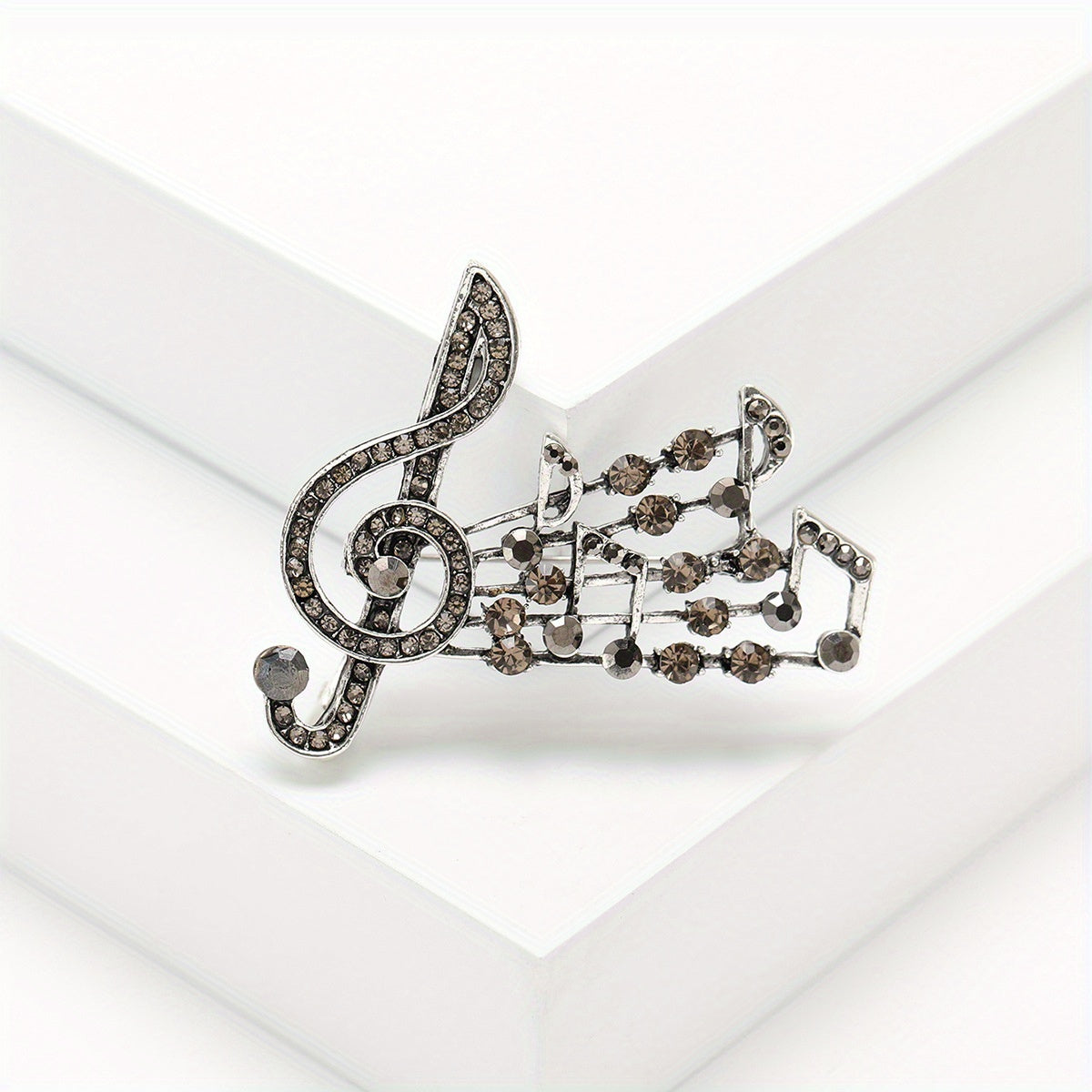 Elegant Crystal Brooch Pin featuring Musical Note Design, Luxury Rhinestone Embellishments, Unique Irregular Shape, Inspired by Simulation Modeling, Stylish Accessory for Both Men and Women