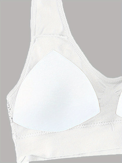 Plus Size Women's Sports Bra with Wide Straps and Shockproof Design