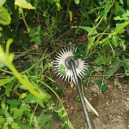 1pc Heavy Duty Forged Metal Weed Crusher - Durable hand tool for efficient yard and garden work. Ideal for farm hoeing and wild vegetable digging. Ergonomic design for manual gardening.