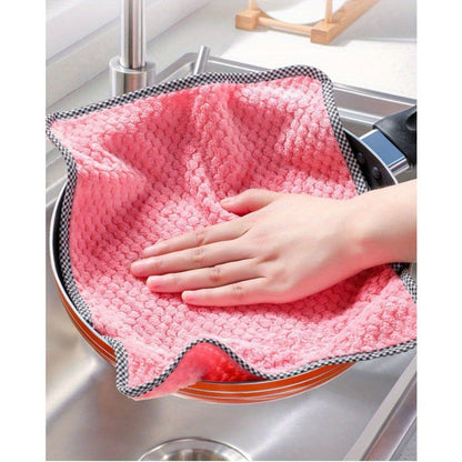 5 pieces of ultra-soft coral velvet cleaning cloths - highly absorbent, versatile towels for kitchen, car washing, and glass cleaning.