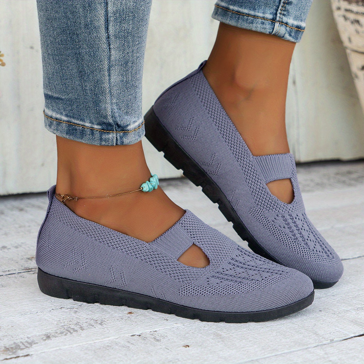 Breathable Slip-On Flats for Women with Rubber Sole, Solid Color Casual Footwear, Easy Wear Slipons, Durable Comfortable Shoes.