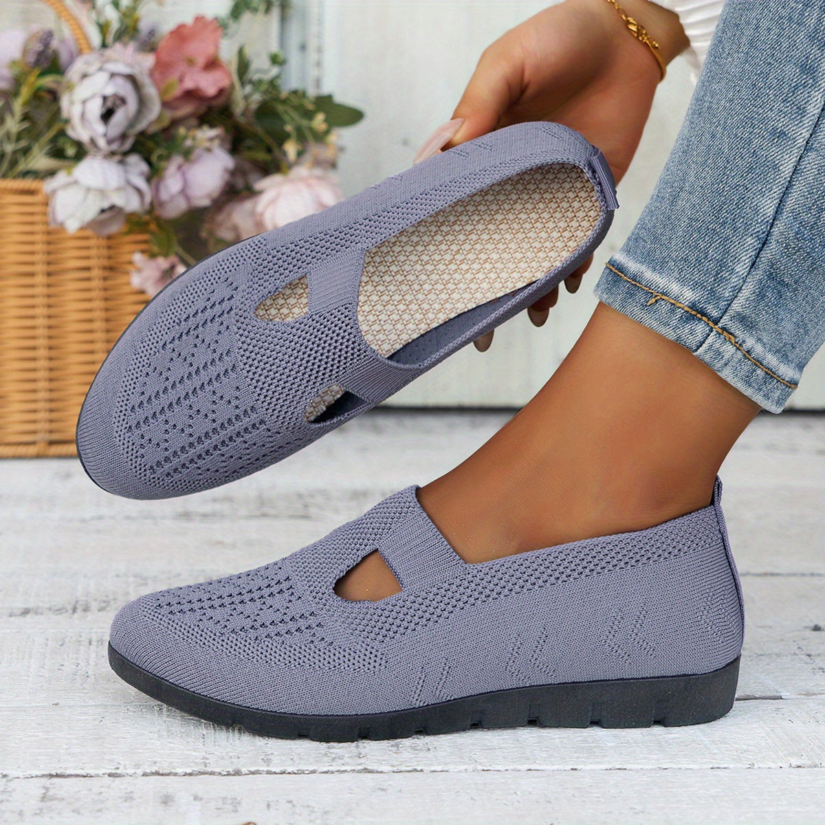 Breathable Slip-On Flats for Women with Rubber Sole, Solid Color Casual Footwear, Easy Wear Slipons, Durable Comfortable Shoes.