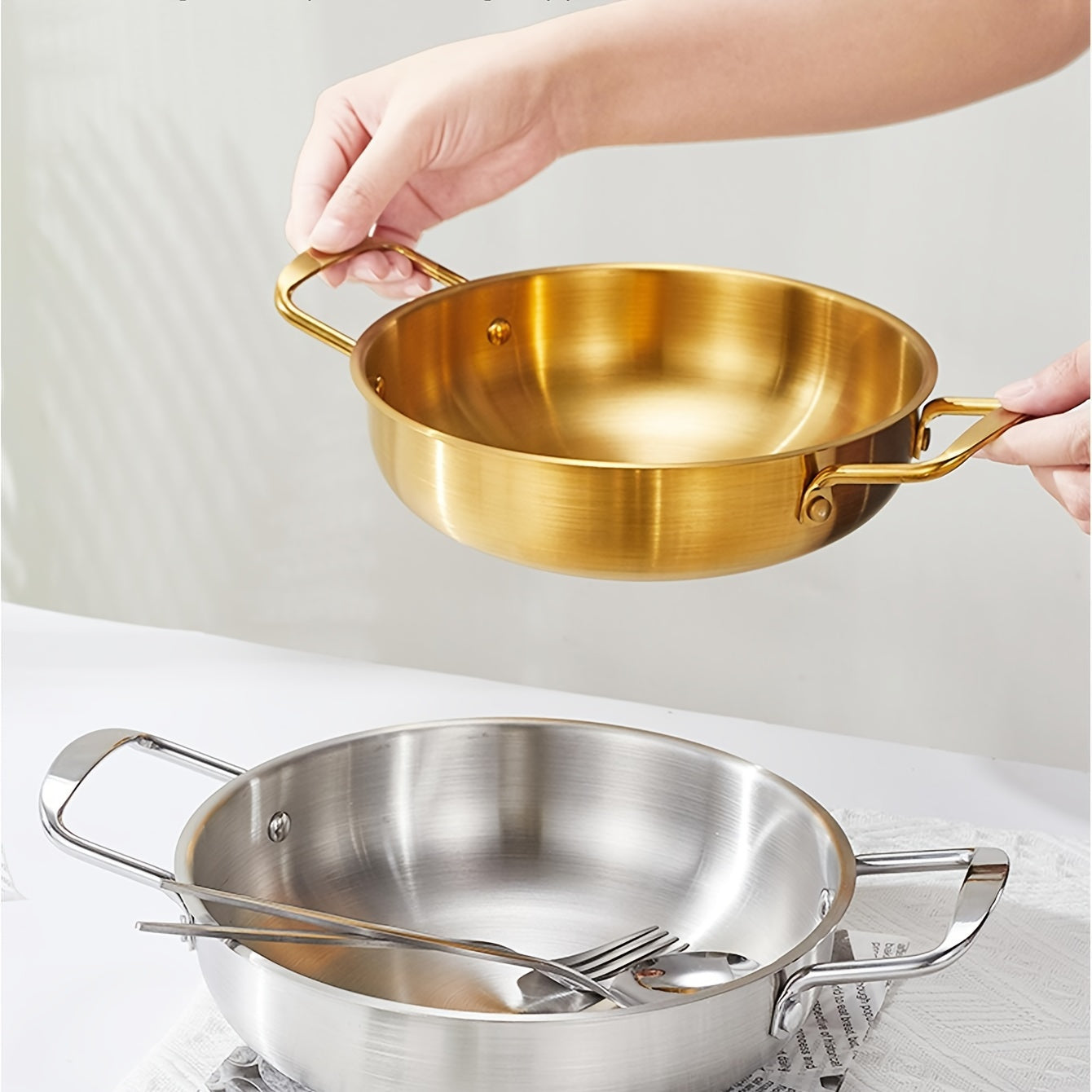 Premium Golden Stainless Steel Ramen Pot - Quick Arrival, Perfect for Soup & Seafood - Reliable Cookware for Home and Restaurant