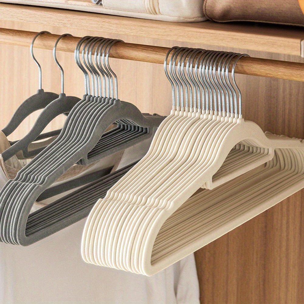 Pack of 10 High-Quality Velvet Hangers with Swivel Hooks, Durable Non-Slip Design for Maximum Space Efficiency, Includes Tie Bar for Coats, Suits, and Dresses