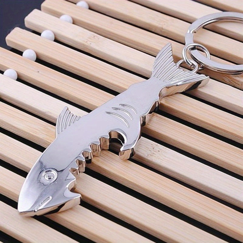 Shark-shaped stainless steel bottle opener keychain: a unique and creative beer accessory, perfect gift idea. Silvery color, made of alloy.