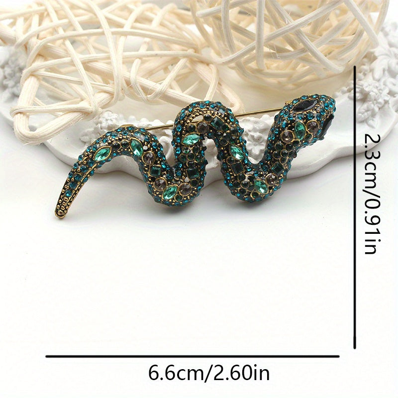 Retro Style Blue Crystal Snake Brooch: Women's Fashion Accessory in Vintage Design