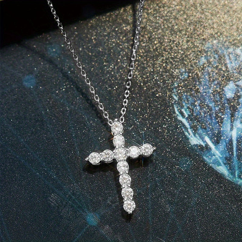 1.1 Carat Cross Moissanite Necklace in 925 Sterling Silver - A Versatile and Classic Fashion Trend for Men and Women. Ideal for Daily Wear, Dating, and Party Jewelry. Comes in a Gift Box and weighs 3.5g.