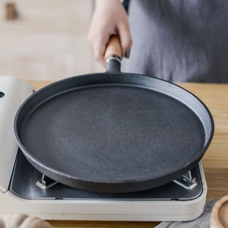 [Customer Favorite] Durable Cast Iron Non-Stick Pan with Wooden Handle - Ideal for Pancakes, Pizza, and Steak - Hand Wash Recommended