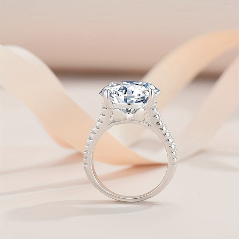 Luxurious 925 Sterling Silver ETHIC DIAM Elegant Round Cut Moissanite Engagement Ring with 10 Carat Stone - Ideal for Weddings & Special Occasions