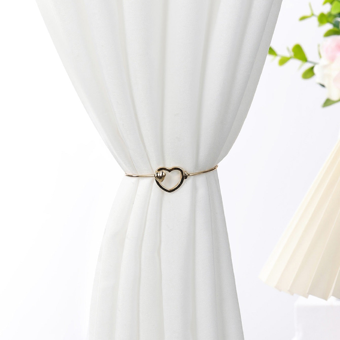 Pair of Simple Curtain Tiebacks with Heart-Shaped Design, Decorative Holdbacks for Curtains, Home Decor Accessories