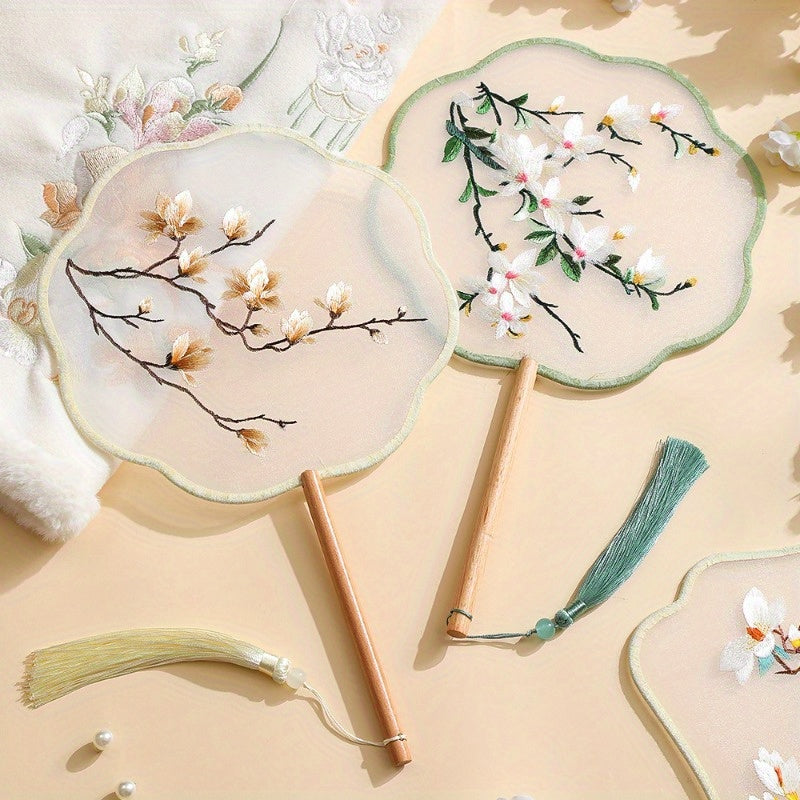 1 Piece Gift Set of Handmade Silk Paddle Fans with Double-Sided Embroidery, featuring Traditional Suzhou Craft. Perfect as an Elegant Cheongsam Accessory, suitable for Weddings and Daily Use.