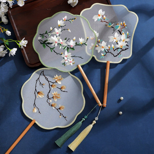 1 Piece Gift Set of Handmade Silk Paddle Fans with Double-Sided Embroidery, featuring Traditional Suzhou Craft. Perfect as an Elegant Cheongsam Accessory, suitable for Weddings and Daily Use.