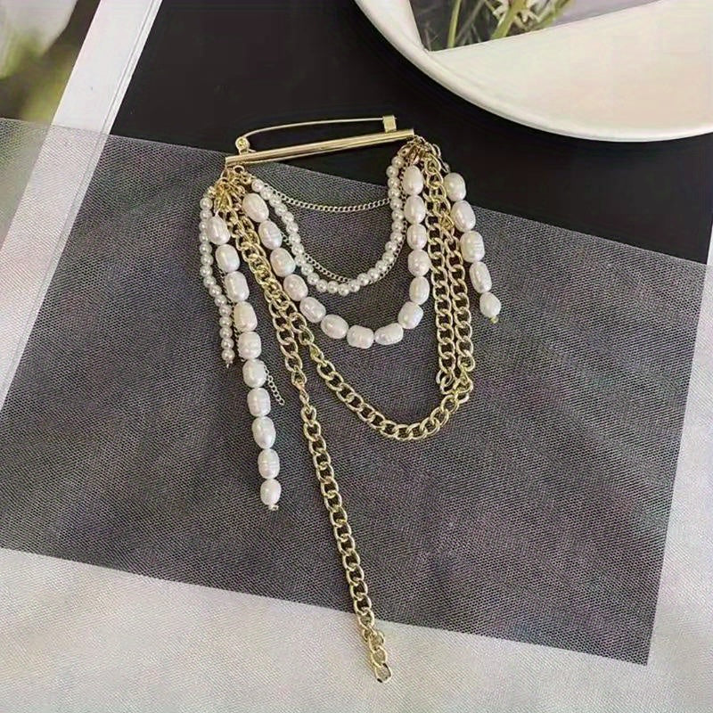 Beautiful Pearl Brooches and Pins for Women, Stylish and Chic Fashion Accessories for Ladies, Timeless Tassel Corsage for Parties and Special Events