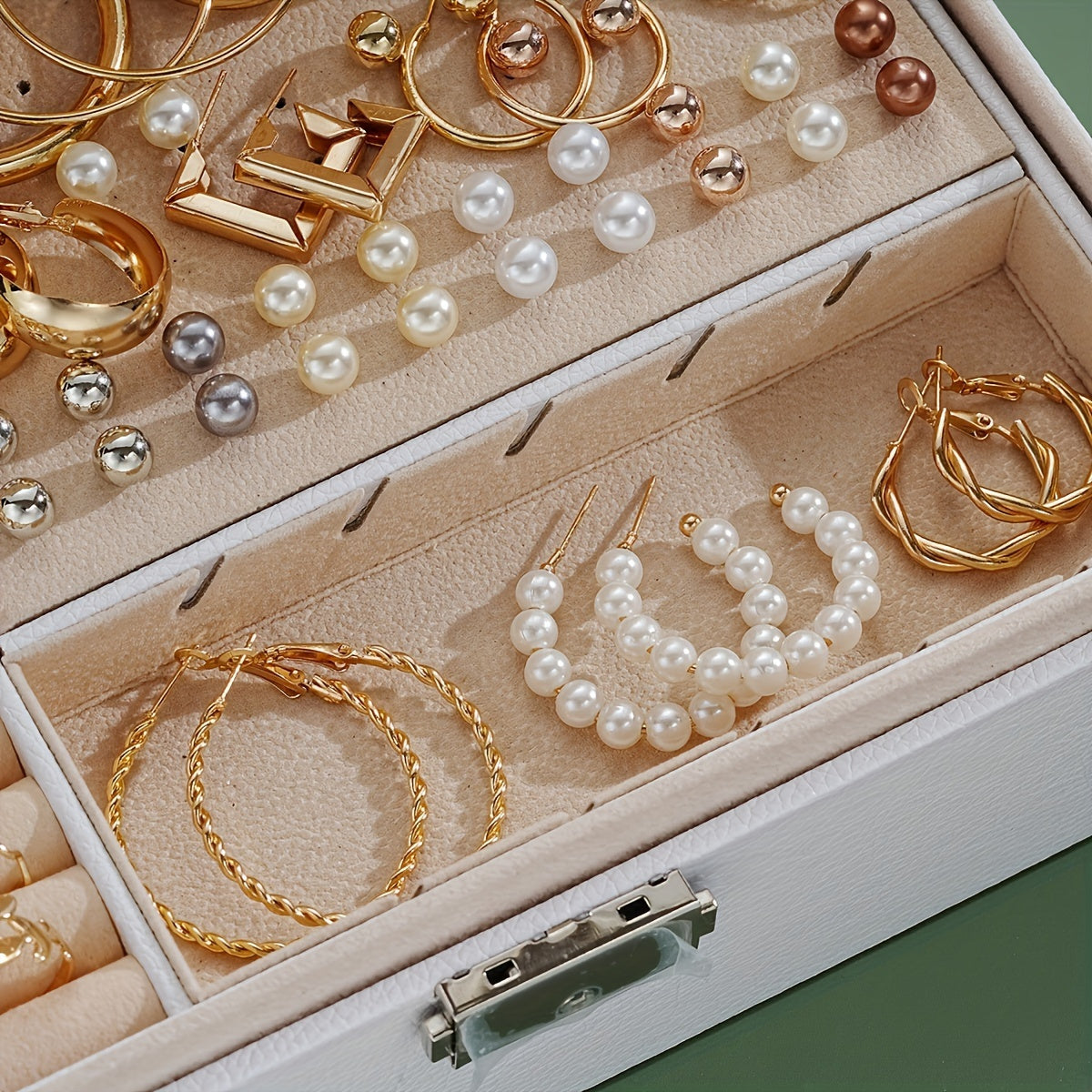 86-piece trendy jewelry set for women and girls, perfect for daily wear or as a popular gift, without a box.