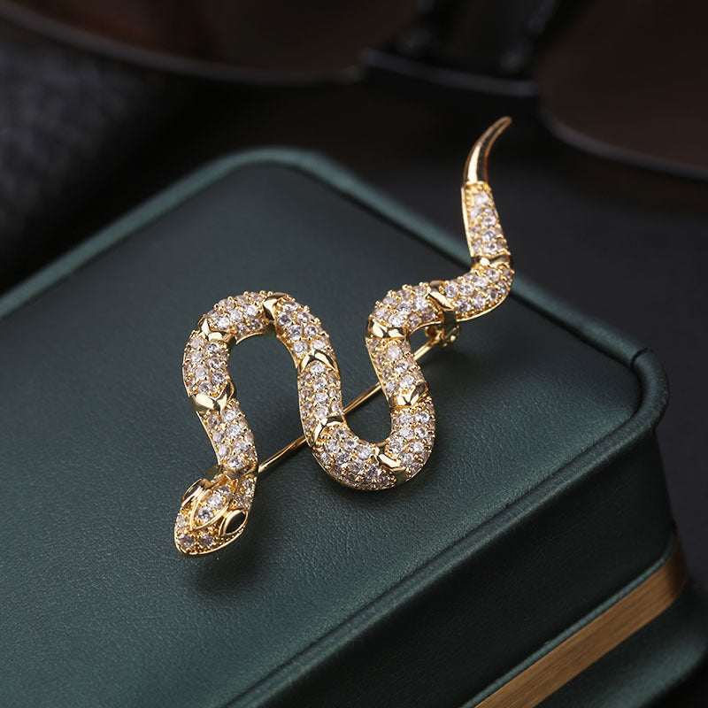 Elegant Luxury Rhinestone Snake Brooch - Vintage Glass Pin for Women's Dresses, Ideal for Parties and Casual Wear