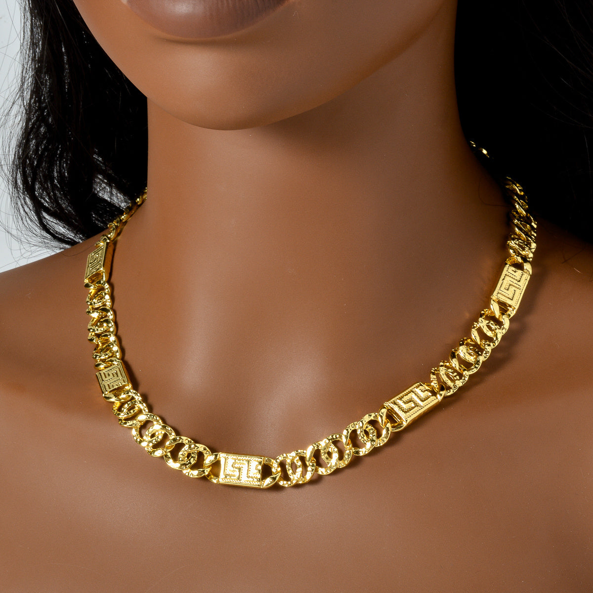 Complete your casual attire with this stylish Hip Hop Fashion Rapper Necklace & Bracelet Set featuring a trendy link chain design. Makes the perfect gift for any fashion-forward individual.